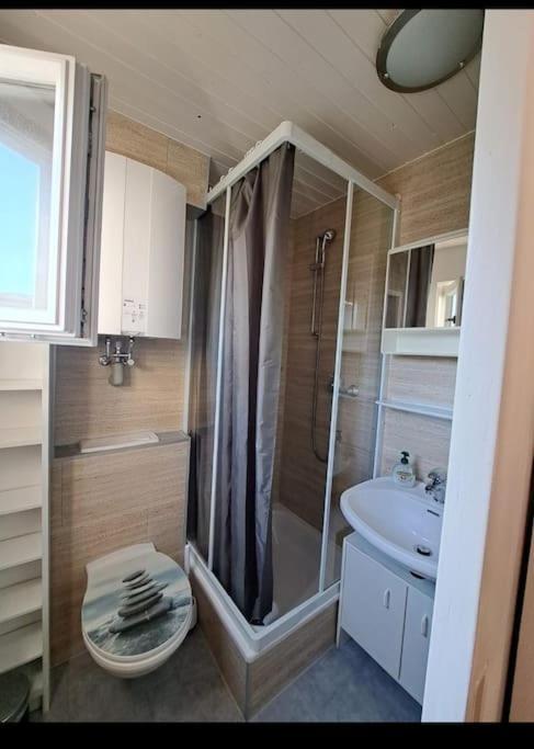 Small Studio For Two - Ferienwohnung Fuer Zwei Bad Reichenhall Dış mekan fotoğraf
